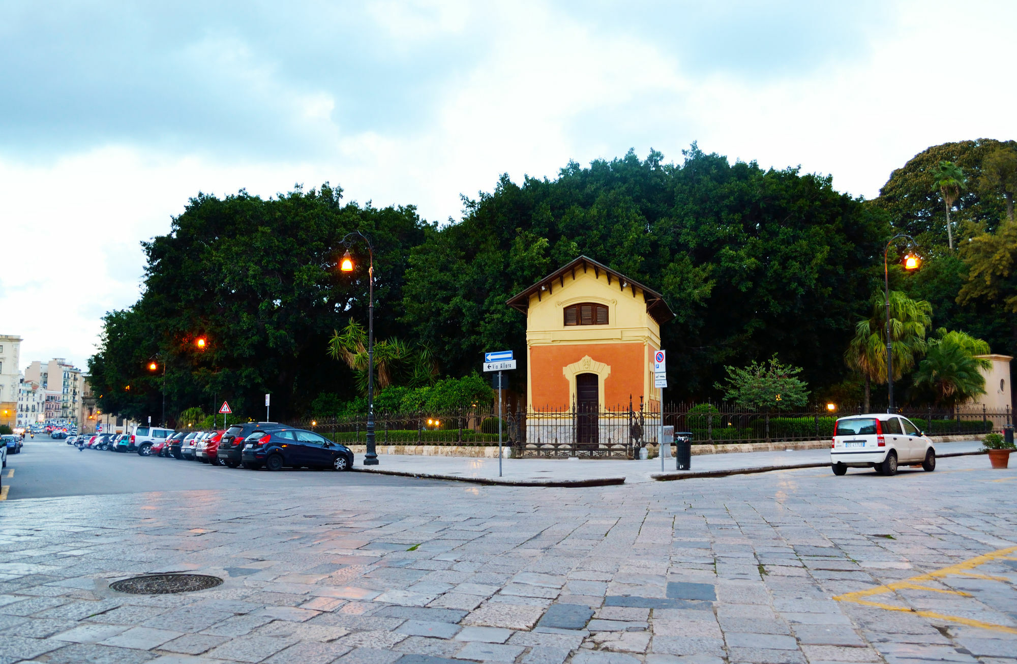 Bed and Breakfast Piazza Marina à Palerme Extérieur photo
